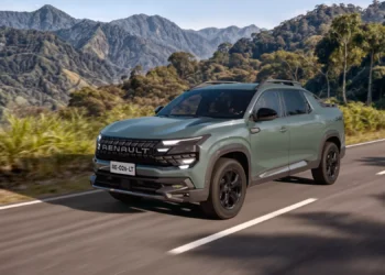 Renault Niagara Tanıtıldı: SUV Konforunu Pick-up Gövdesiyle Birleştiriyor
